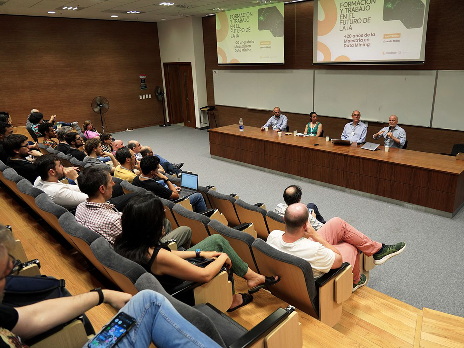 Panel 20 años Maestría en Data Mining de la UBA